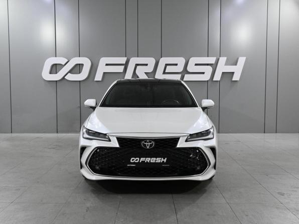 Toyota Avalon V с пробегом 2022 года, цена 3 399 000 рублей, 51529 км, седан, Автокод Объявления