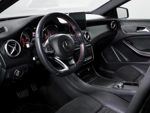 Mercedes-Benz GLA I (X156) Рестайлинг с пробегом 2019 года, цена 2 170 000 рублей, 115442 км, внедорожник, Автокод Объявления