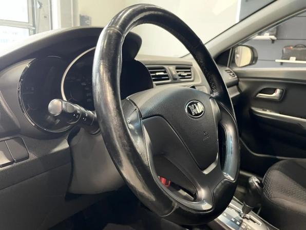 Kia Rio III с пробегом 2015 года, цена 890 000 рублей, 120364 км, седан, Автокод Объявления