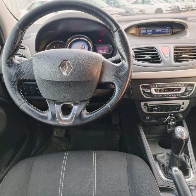 Renault Fluence I Рестайлинг Ярославль  - изображение 10