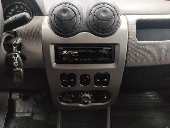 Renault Logan I Рестайлинг с пробегом 2011 года, цена 395 000 рублей, 208135 км, седан, Автокод Объявления