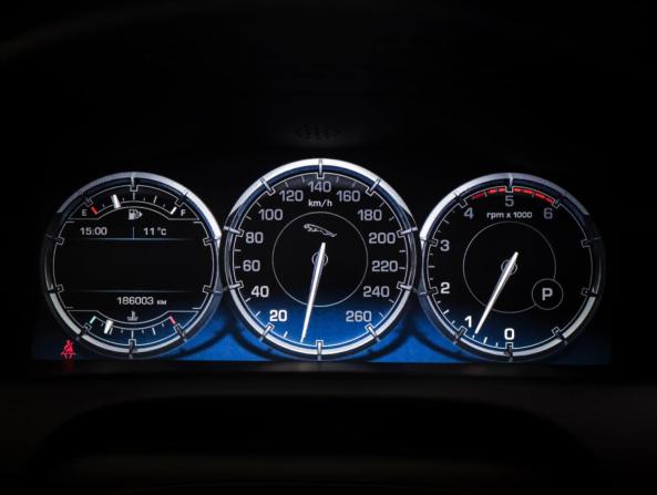 Jaguar XJ IV (X351) с пробегом 2012 года, цена 2 254 230 рублей, 186002 км, седан, Автокод Объявления