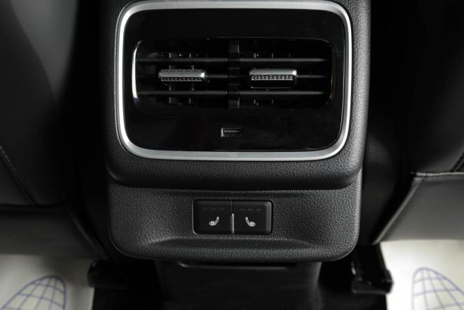 Chery Tiggo 7L с пробегом 2025 года, цена 2 499 000 рублей, 9365 км, внедорожник, Автокод Объявления
