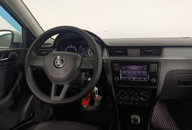 Skoda Rapid I Рестайлинг с пробегом 2018 года, цена 1 150 000 рублей, 140280 км, лифтбек, Автокод Объявления