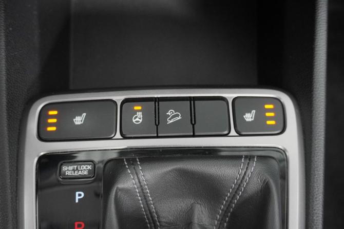 Hyundai Creta I Рестайлинг с пробегом 2021 года, цена 1 889 000 рублей, 122474 км, внедорожник, Автокод Объявления