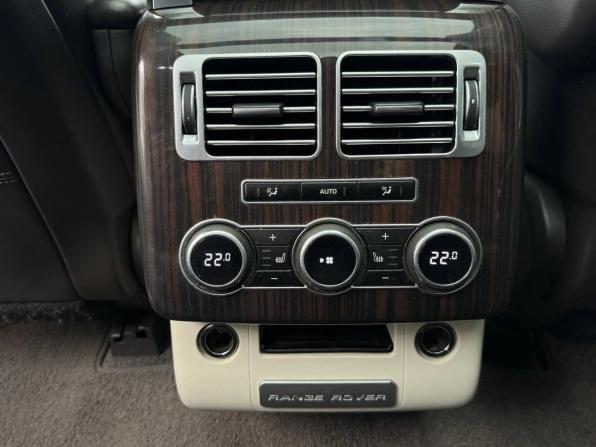Land Rover Range Rover IV с пробегом 2013 года, цена 2 525 000 рублей, 210351 км, внедорожник, Автокод Объявления