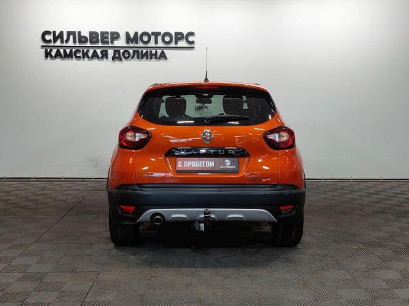 Renault Kaptur I с пробегом 2018 года, цена 1 199 000 рублей, 164000 км, внедорожник, Автокод Объявления