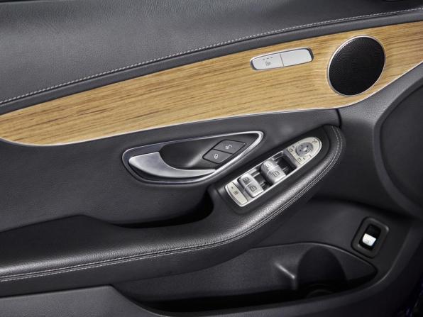Mercedes-Benz C-Класс IV (W205) с пробегом 2016 года, цена 2 376 000 рублей, 131000 км, седан, Автокод Объявления