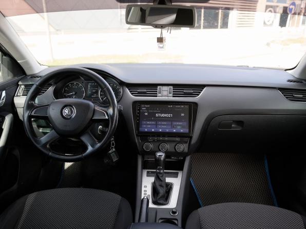 Skoda Octavia III (A7) с пробегом 2014 года, цена 715 000 рублей, 305278 км, лифтбек, Автокод Объявления
