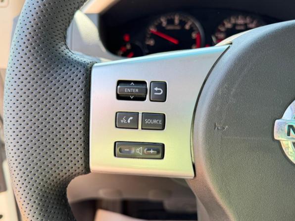 Nissan Pathfinder III Рестайлинг с пробегом 2012 года, цена 2 300 000 рублей, 50000 км, внедорожник, Автокод Объявления