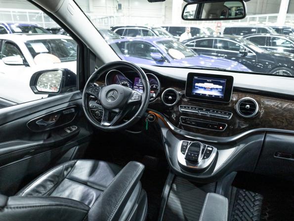 Mercedes-Benz V-Класс III (W447) с пробегом 2016 года, цена 3 708 860 рублей, 156900 км, минивэн, Автокод Объявления