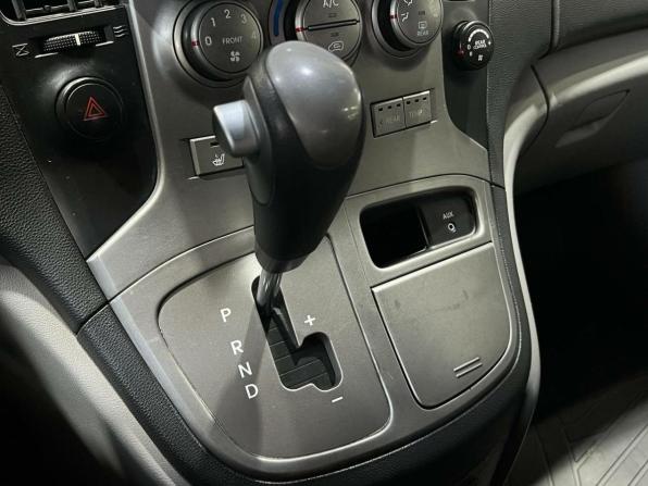 Hyundai Grand Starex I с пробегом 2009 года, цена 1 050 000 рублей, 181675 км, минивэн, Автокод Объявления