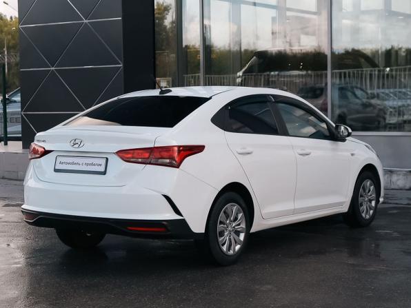 Hyundai Solaris II Рестайлинг с пробегом 2021 года, цена 1 440 000 рублей, 91405 км, седан, Автокод Объявления