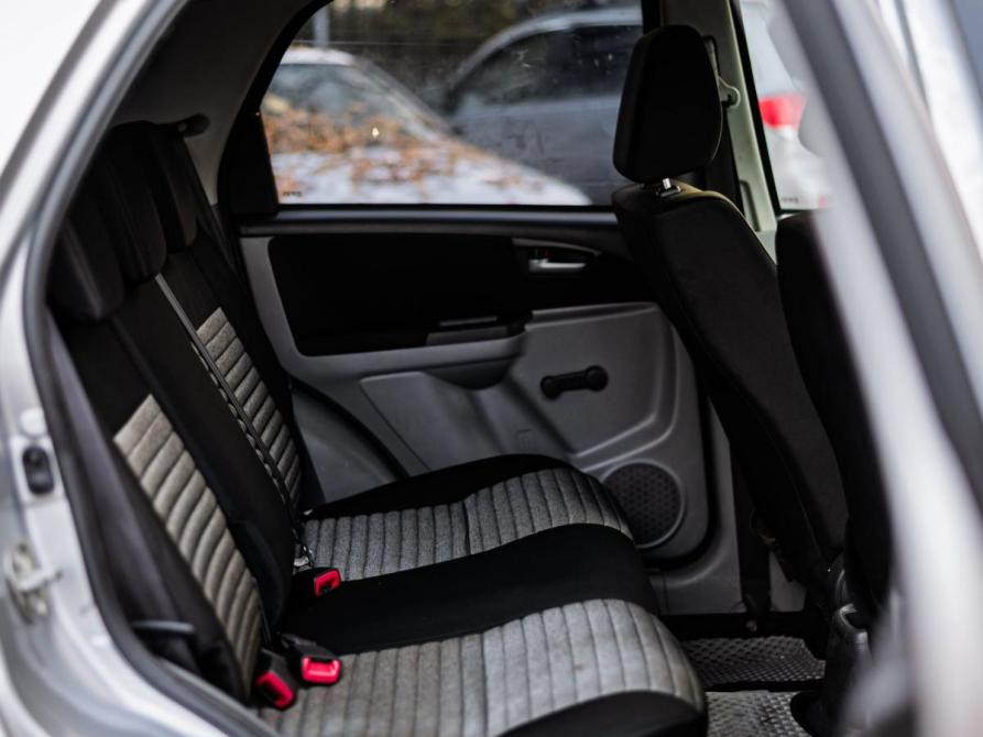 Suzuki SX4 I (Classic) Рестайлинг Санкт-Петербург  - изображение 10