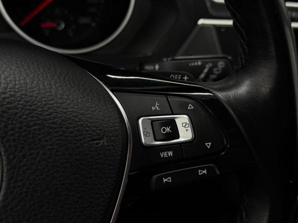 Volkswagen Tiguan II с пробегом 2018 года, цена 2 500 000 рублей, 144000 км, внедорожник, Автокод Объявления