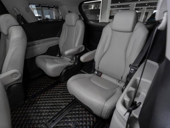 Kia Carnival IV с пробегом 2021 года, цена 3 645 000 рублей, 91161 км, минивэн, Автокод Объявления