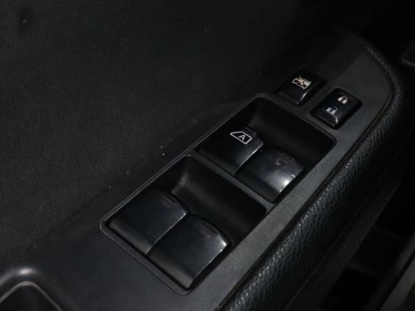 Nissan Tiida I Рестайлинг с пробегом 2013 года, цена 710 000 рублей, 264876 км, хэтчбек, Автокод Объявления