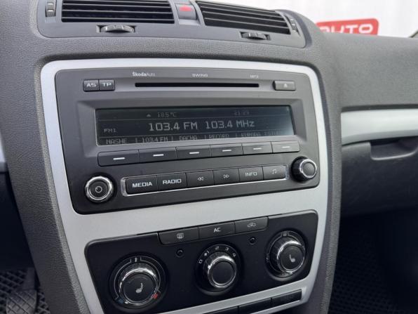 Skoda Octavia II (A5) Рестайлинг с пробегом 2011 года, цена 534 990 рублей, 273500 км, лифтбек, Автокод Объявления