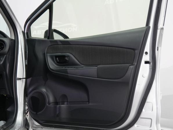 Toyota Vitz III (XP130) Рестайлинг 2 с пробегом 2018 года, цена 985 000 рублей, 97050 км, хэтчбек, Автокод Объявления
