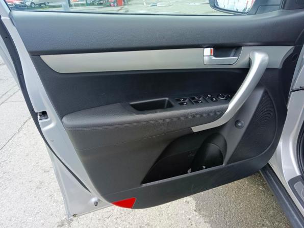 Kia Sorento II Рестайлинг с пробегом 2012 года, цена 1 594 995 рублей, 181023 км, внедорожник, Автокод Объявления