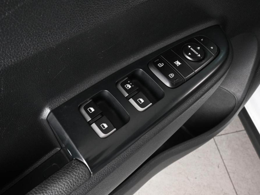 Kia Rio IV Ростов-на-Дону  - изображение 18