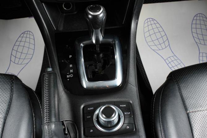 Mazda 6 III (GJ) с пробегом 2013 года, цена 1 229 000 рублей, 300000 км, седан, Автокод Объявления