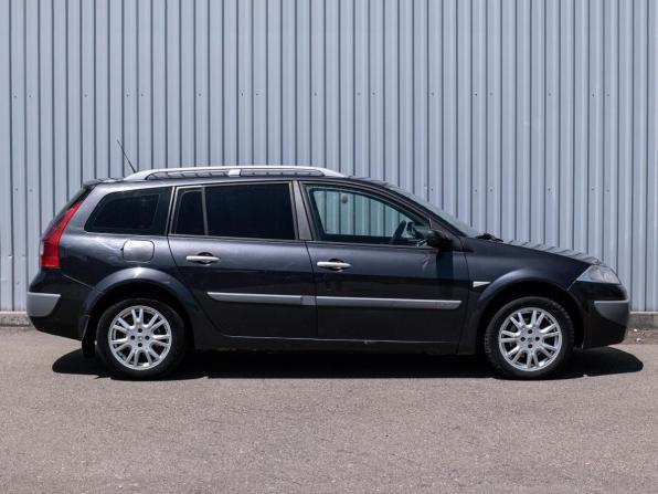 Renault Megane II Рестайлинг с пробегом 2009 года, цена 510 000 рублей, 331000 км, универсал, Автокод Объявления
