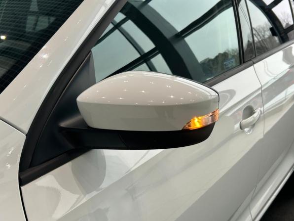Volkswagen Polo VI с пробегом 2021 года, цена 1 595 000 рублей, 49615 км, лифтбек, Автокод Объявления