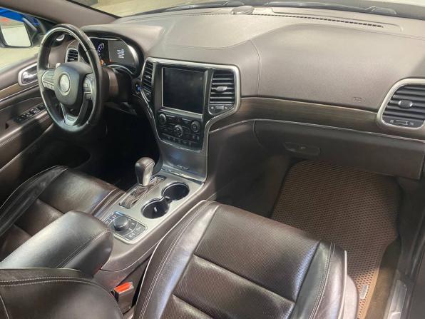 Jeep Grand Cherokee IV (WK2) Рестайлинг с пробегом 2018 года, цена 3 499 800 рублей, 190000 км, внедорожник, Автокод Объявления