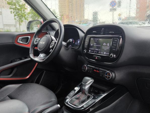 Kia Soul III с пробегом 2022 года, цена 2 450 000 рублей, 55129 км, хэтчбек, Автокод Объявления
