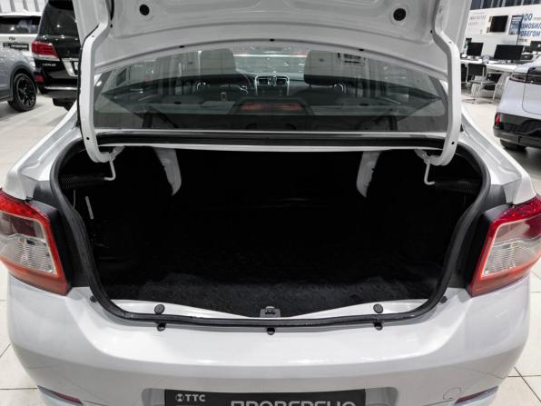 Renault Logan II Рестайлинг с пробегом 2021 года, цена 950 000 рублей, 77535 км, седан, Автокод Объявления