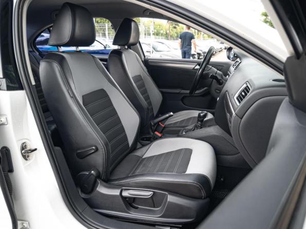 Volkswagen Jetta VI с пробегом 2012 года, цена 1 210 000 рублей, 204936 км, седан, Автокод Объявления
