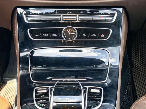 Mercedes-Benz E-Класс V (W213 S213 C238) с пробегом 2020 года, цена 3 289 000 рублей, 74727 км, седан, Автокод Объявления