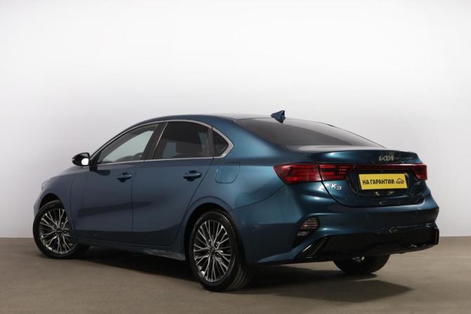 Kia K3 II Рестайлинг с пробегом 2021 года, цена 2 099 000 рублей, 152000 км, седан, Автокод Объявления