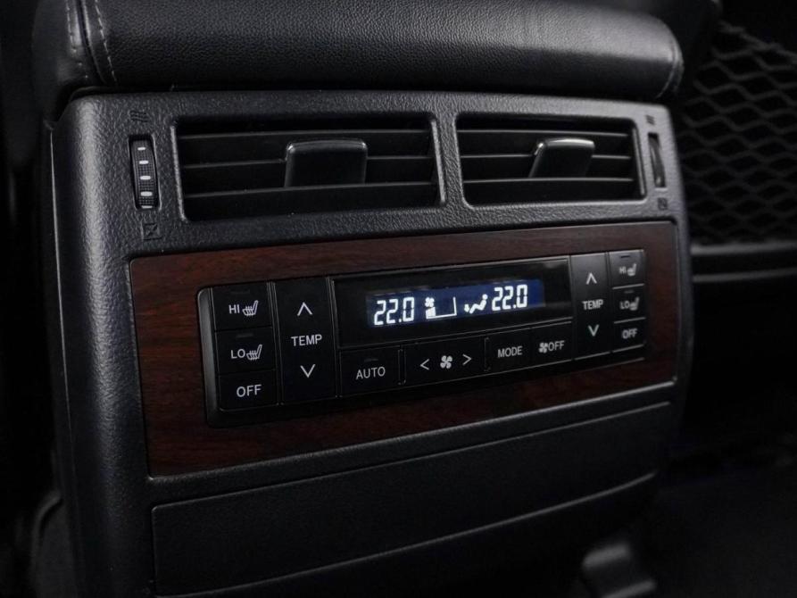 Toyota Land Cruiser 200 Series Рестайлинг 2 Москва  - изображение 12