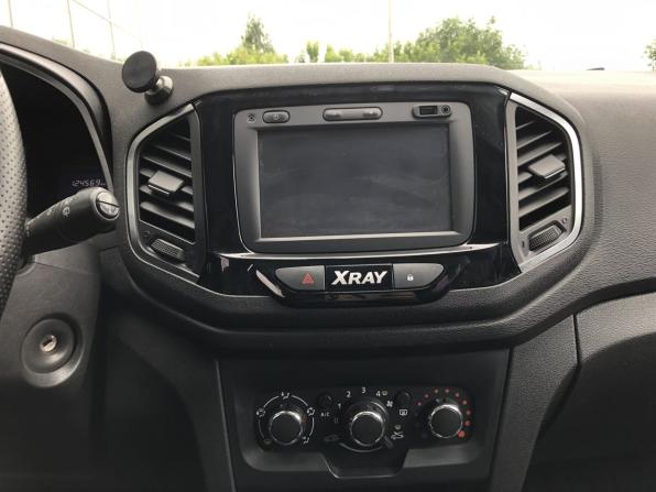 Lada (ВАЗ) XRAY I с пробегом 2016 года, цена 818 500 рублей, 124569 км, хэтчбек, Автокод Объявления