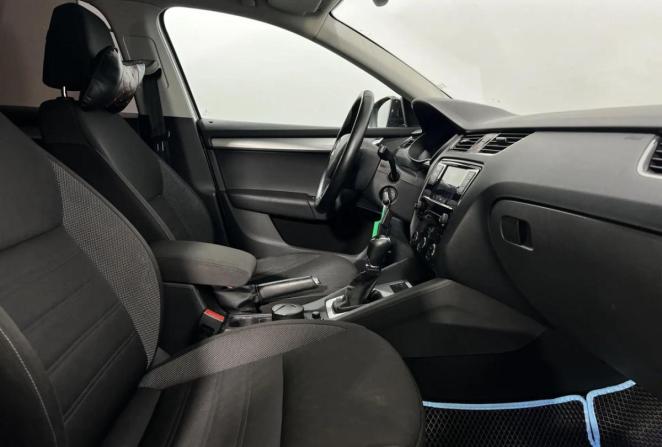 Skoda Octavia III (A7) с пробегом 2017 года, цена 1 490 000 рублей, 218136 км, лифтбек, Автокод Объявления