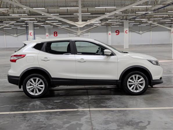 Nissan Qashqai II с пробегом 2018 года, цена 1 760 000 рублей, 84853 км, внедорожник, Автокод Объявления
