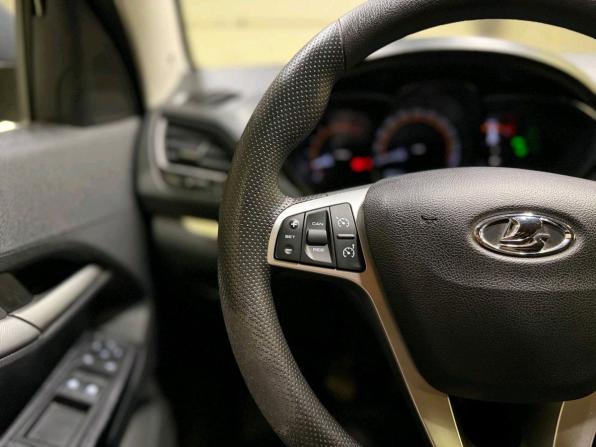Lada (ВАЗ) Vesta I с пробегом 2018 года, цена 770 000 рублей, 122323 км, седан, Автокод Объявления
