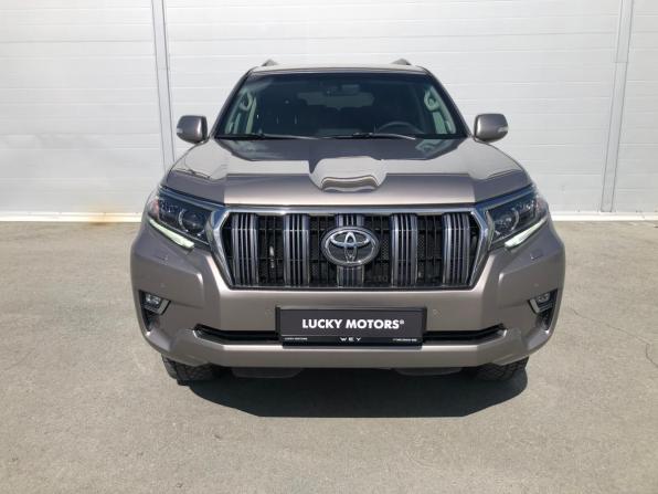 Toyota Land Cruiser Prado 150 Series Рестайлинг 2 с пробегом 2017 года, цена 4 108 000 рублей, 235318 км, внедорожник, Автокод Объявления