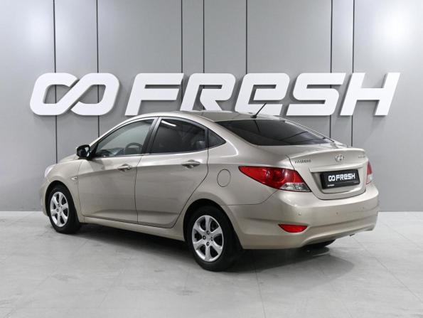 Hyundai Solaris I с пробегом 2013 года, цена 1 059 000 рублей, 89366 км, седан, Автокод Объявления