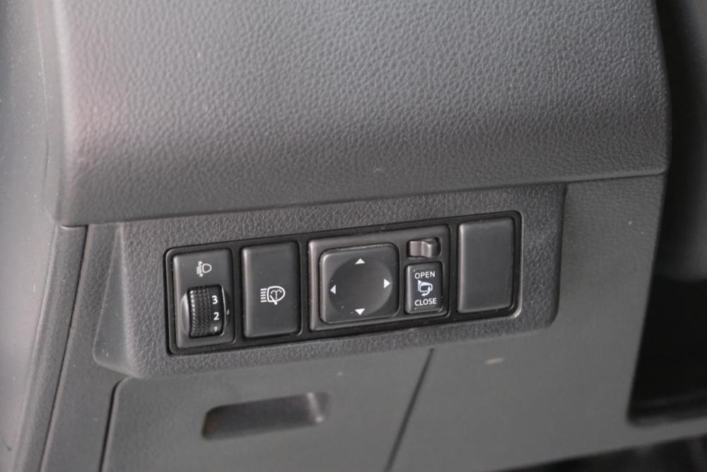 Nissan Tiida I Рестайлинг Омск  - изображение 10
