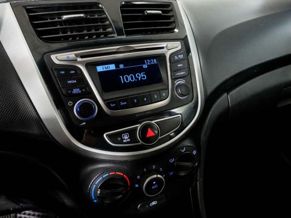 Hyundai Solaris I с пробегом 2012 года, цена 768 000 рублей, 181000 км, седан, Автокод Объявления