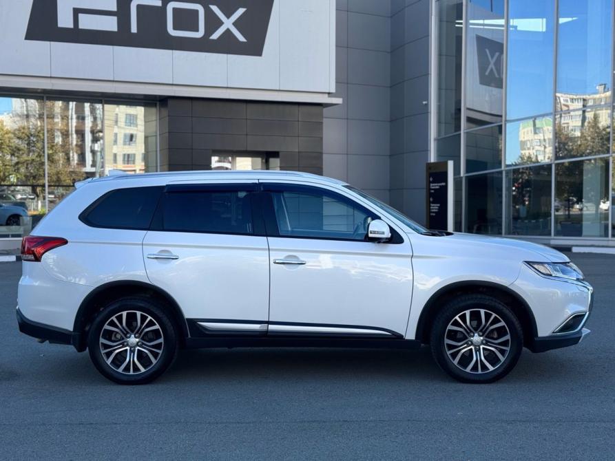 Mitsubishi Outlander III Рестайлинг 3 Челябинск  - изображение 4