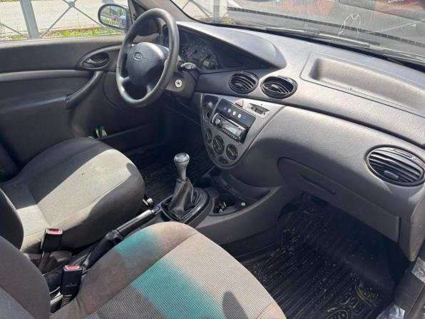Ford Focus I Рестайлинг с пробегом 2005 года, цена 149 000 рублей, 280000 км, седан, Автокод Объявления