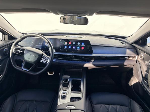 Chery Arrizo 8 с пробегом 2024 года, цена 2 300 000 рублей, 4990 км, седан, Автокод Объявления