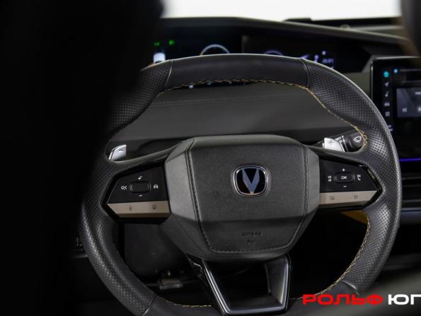 Changan UNI-V I с пробегом 2022 года, цена 2 128 000 рублей, 33231 км, лифтбек, Автокод Объявления