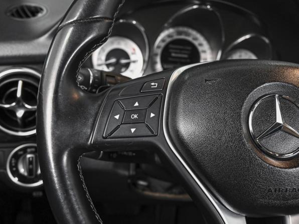 Mercedes-Benz GLK-Класс I (X204) Рестайлинг с пробегом 2012 года, цена 1 780 000 рублей, 205938 км, внедорожник, Автокод Объявления