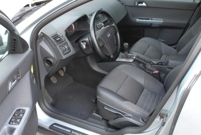 Volvo S40 II Рестайлинг с пробегом 2007 года, цена 650 000 рублей, 329523 км, седан, Автокод Объявления