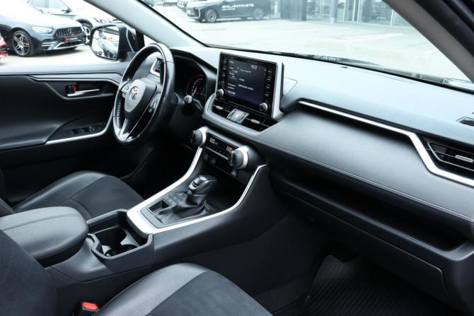 Toyota RAV4 V (XA50) с пробегом 2021 года, цена 3 130 000 рублей, 94607 км, внедорожник, Автокод Объявления